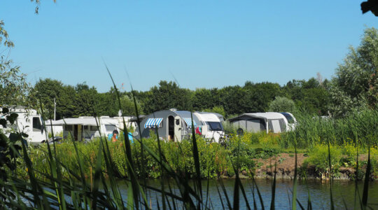 campingplaatsen aan het water Naturistencamping Abtswoudse Hoeve