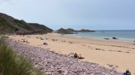 Naaktstrand Plage de Lourtuais bij eb.