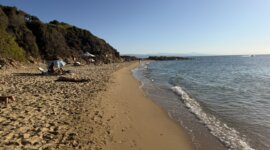 Little Banana Beach is een 200 mtr lang zandstrand