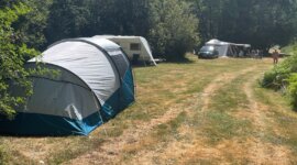 kampeerplaats emplacement op Mini-camping Le Saulet