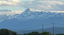 Zicht op de bergen vanaf Naturistencamping Vue Pyrenees