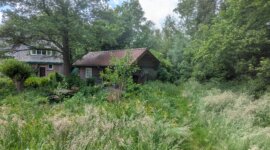 privé huisje in groene omgeving van Naturisten Accommodatie Vakantiehuis Eden