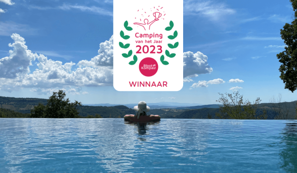 Naturistencamping Sasso Corbo winnaar camping van het jaar 2023, Blootkompas
